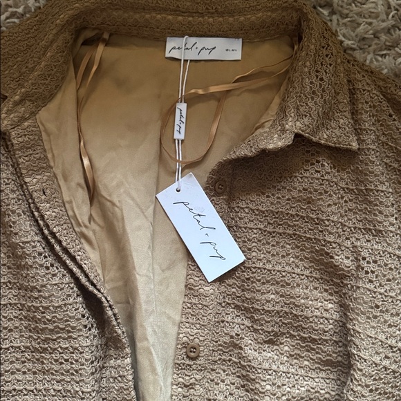 Petal & Paw Brown Textured Women's shorts jumper - Picture 3 of 3